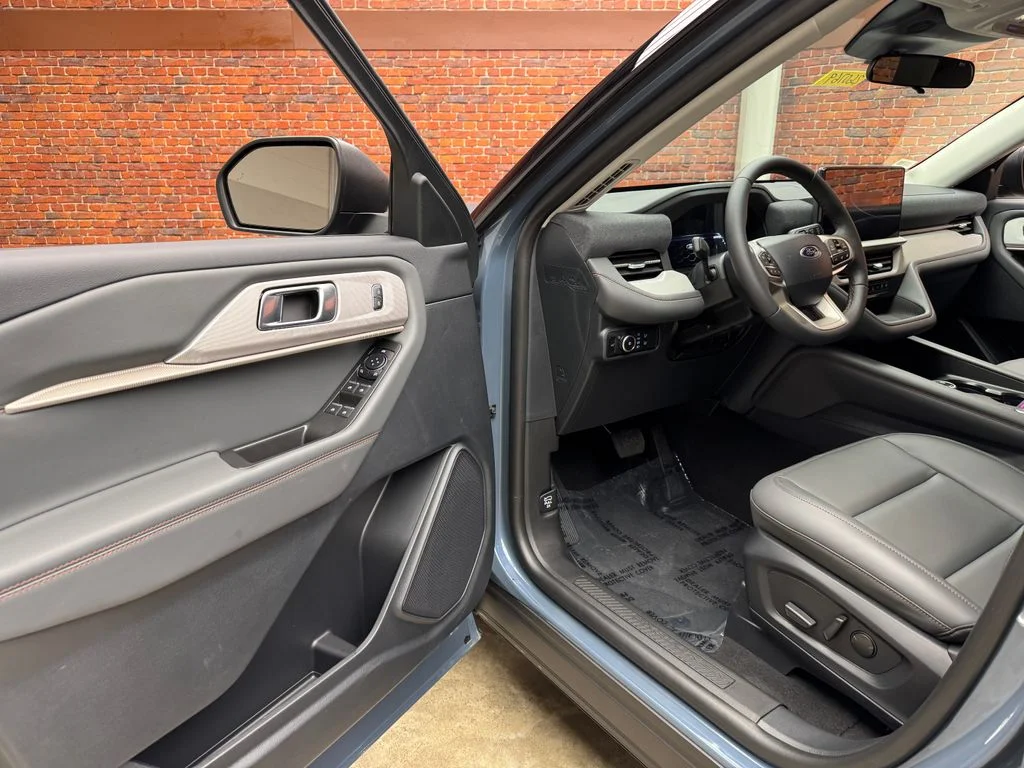 New 2026 Ford Explorer Active - photo 7