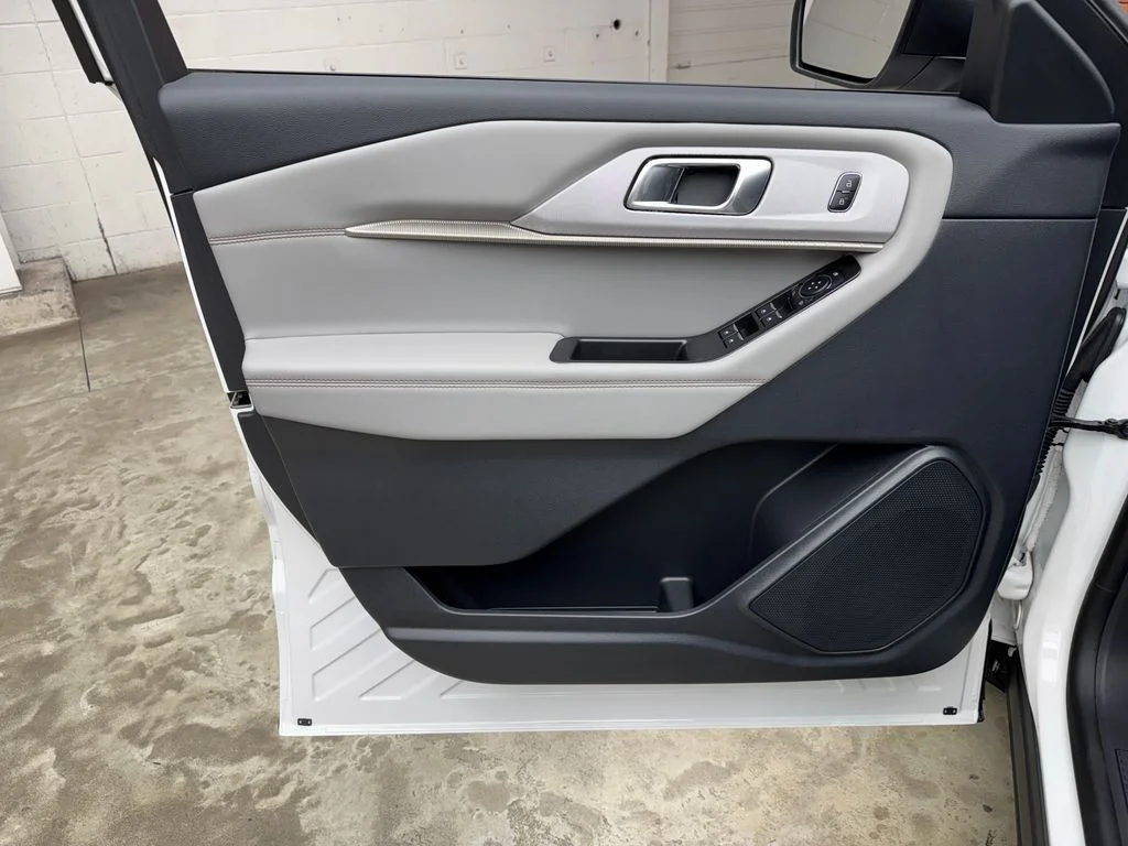 New 2026 Ford Explorer Active - photo 9