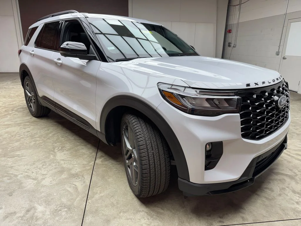 New 2026 Ford Explorer - photo 1
