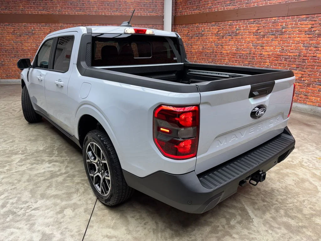 New 2026 Ford Maverick - photo 2