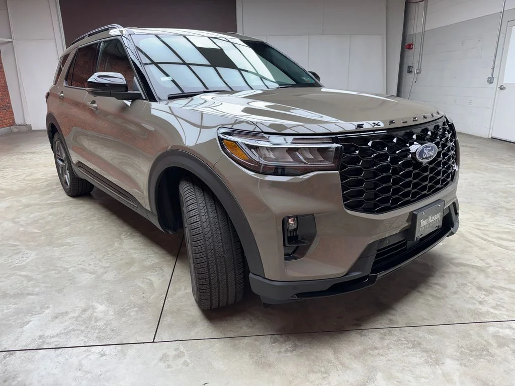New 2026 Ford Explorer - photo 1