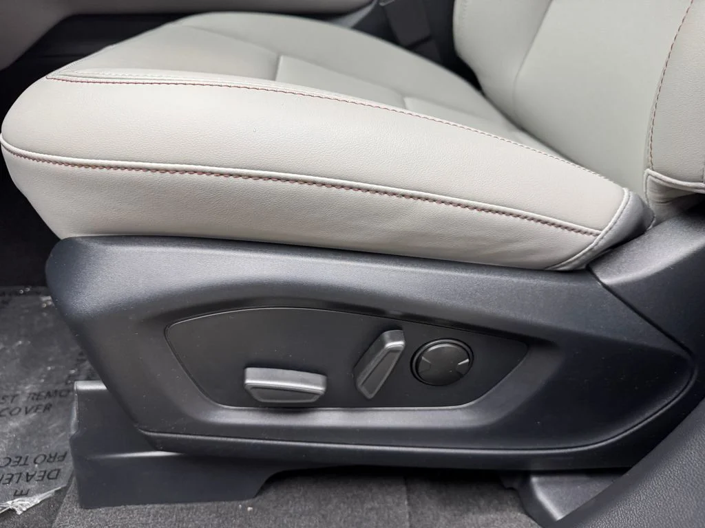 New 2026 Ford Explorer Active - photo 10