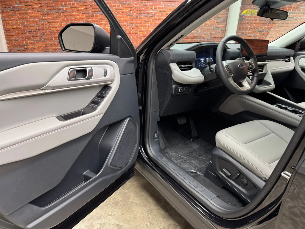 New 2026 Ford Explorer Active - photo 8