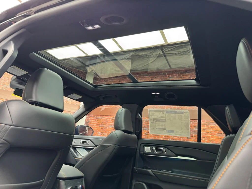 New 2026 Ford Explorer - photo 2