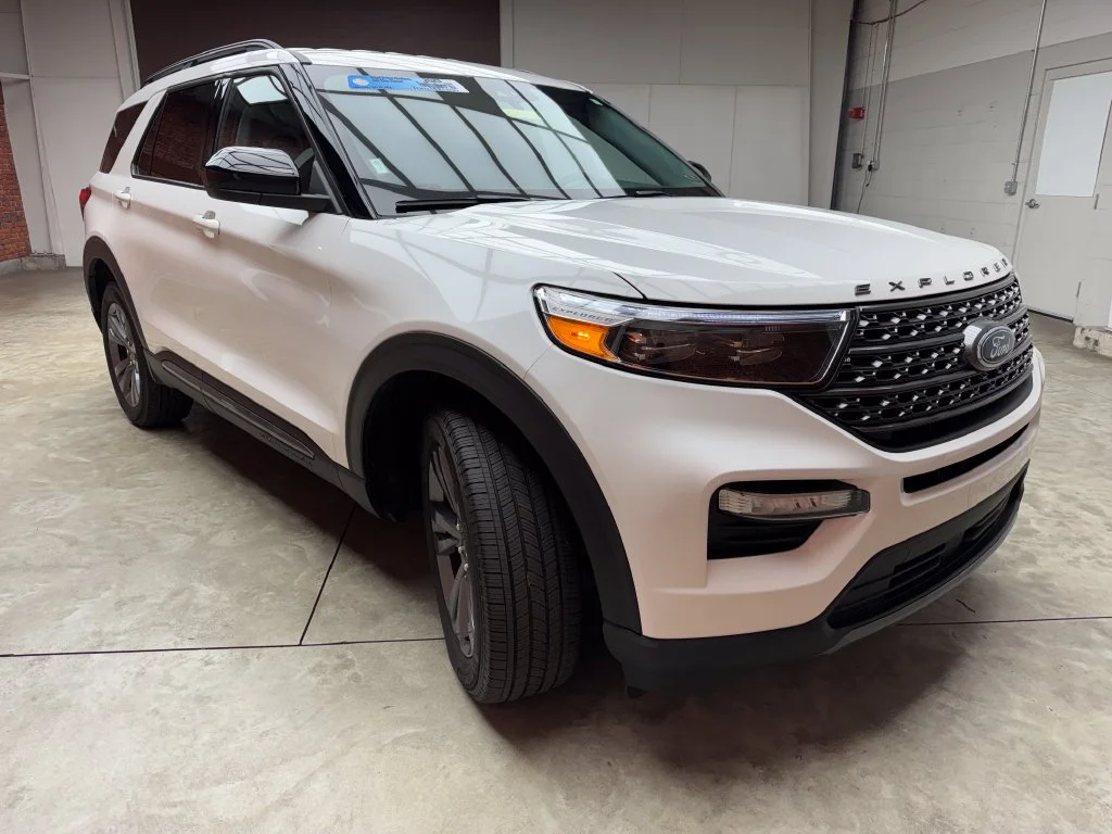 Used 2023 Ford Explorer - photo 1