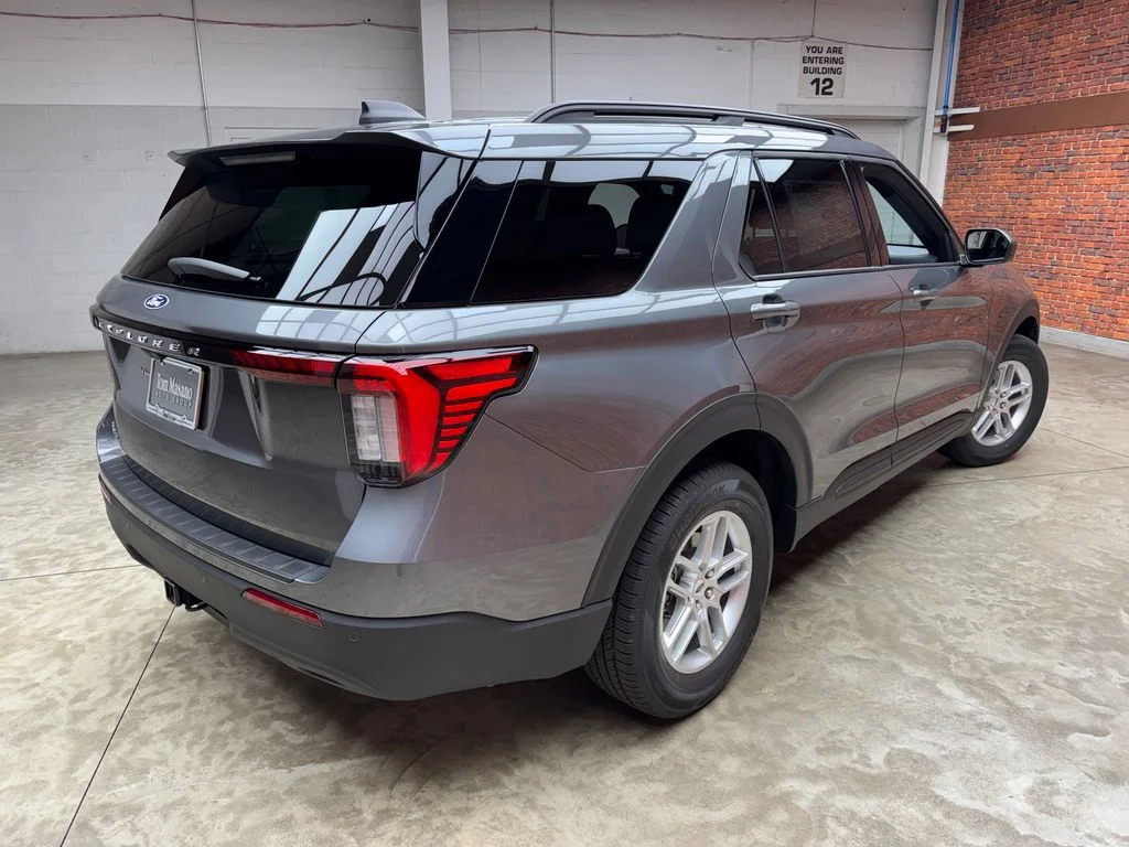 New 2027 Ford Explorer Active - photo 5