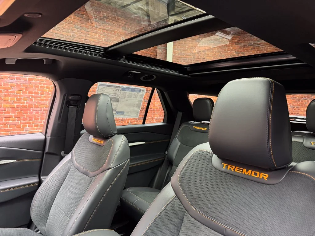 New 2027 Ford Explorer - photo 2