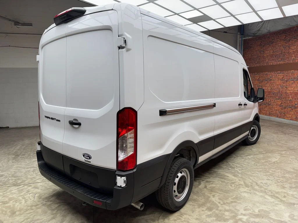 New 2026 Ford Transit 250 - photo 7