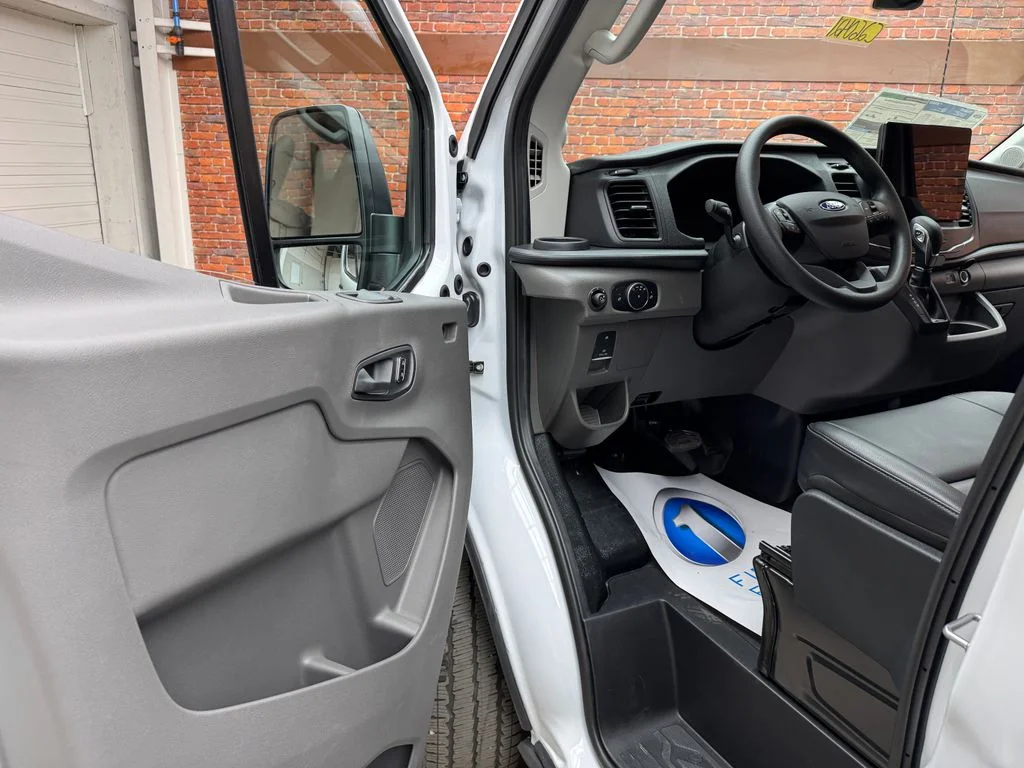New 2026 Ford Transit 250 - photo 9