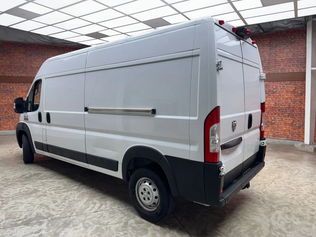 Used 2021 Ram ProMaster 2500 - photo 2