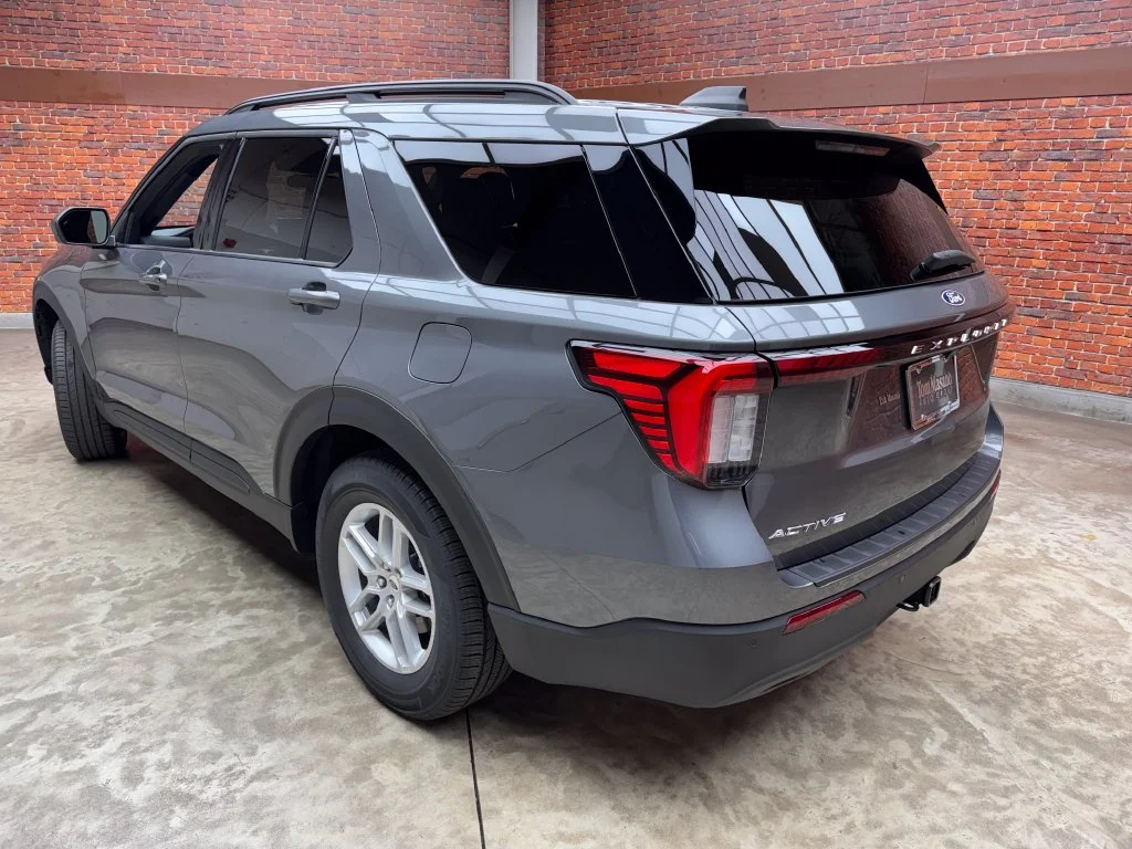 New 2027 Ford Explorer - photo 1