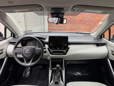Used 2022 Toyota Corolla Cross - photo 1