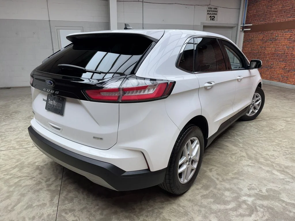 Used 2022 Ford Edge - photo 5