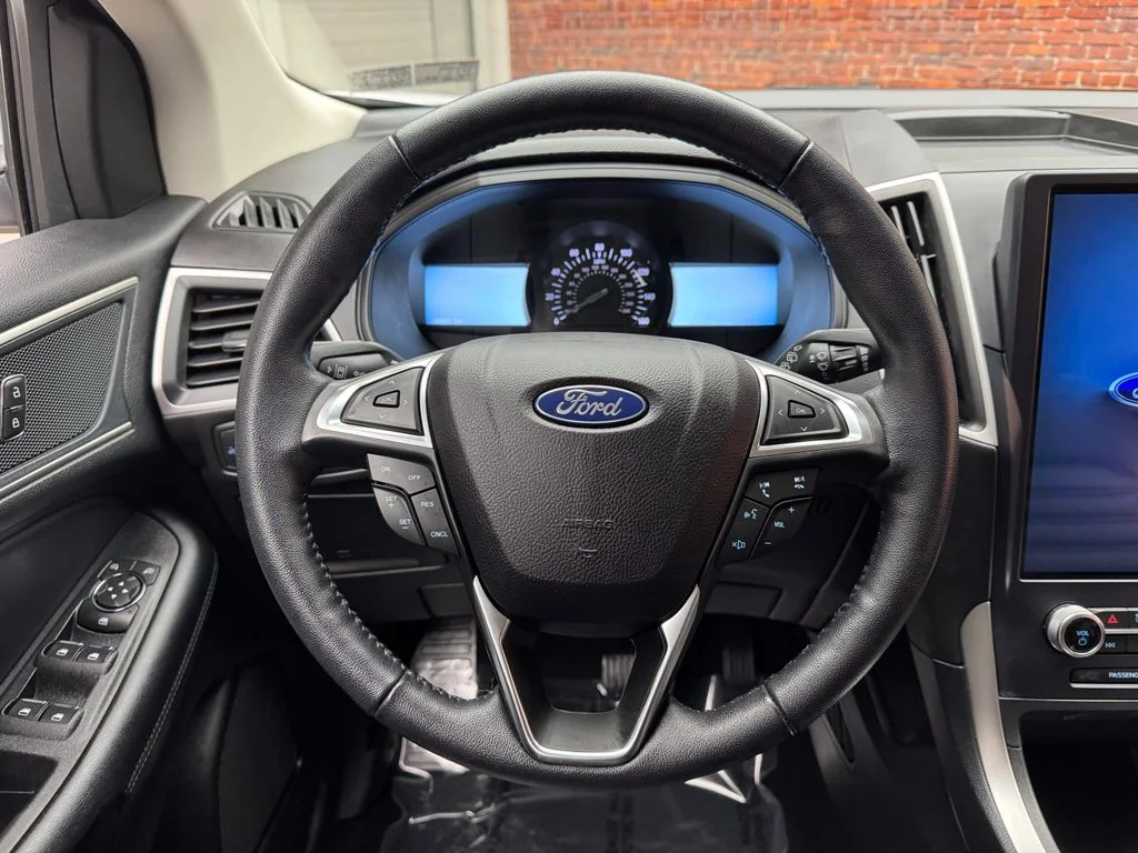 Used 2022 Ford Edge - photo 16