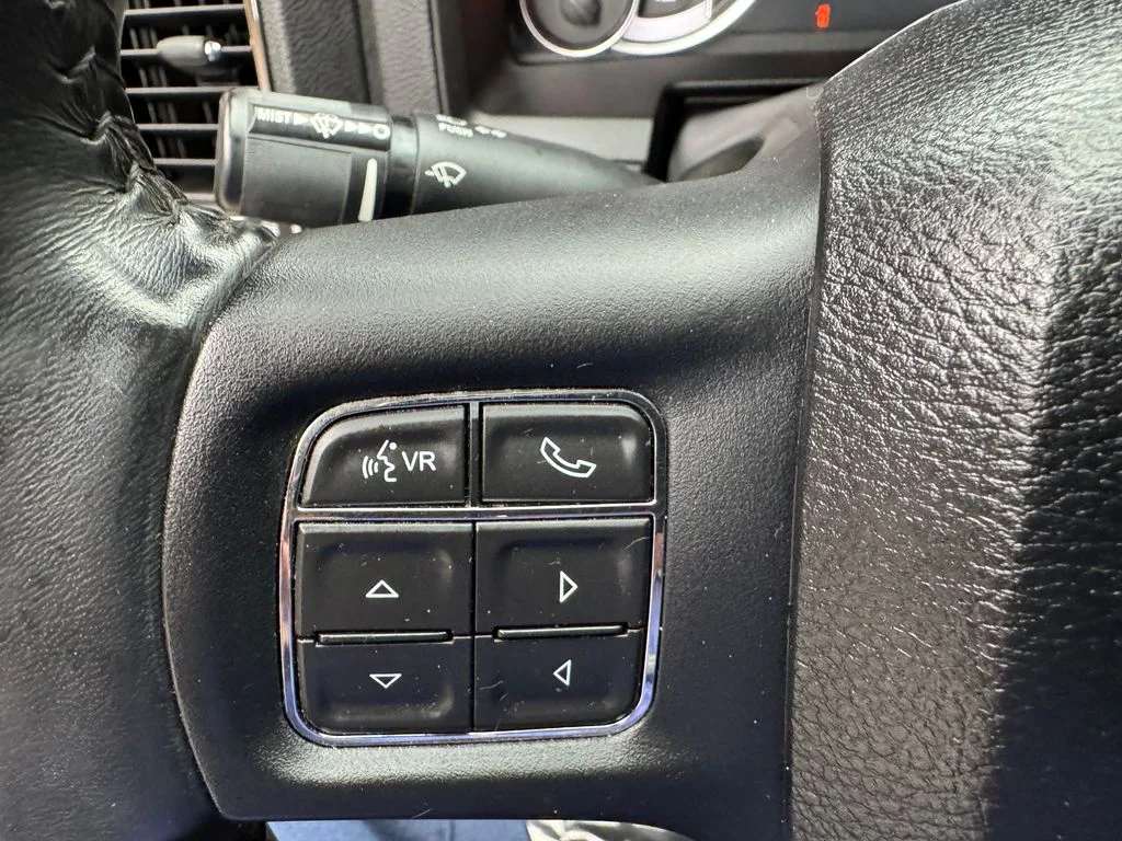 Used 2018 Ram 1500 - photo 16