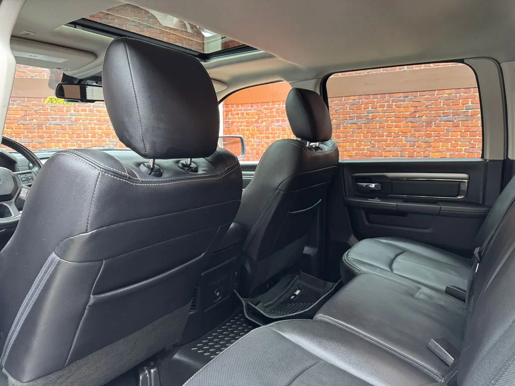 Used 2018 Ram 1500 - photo 11