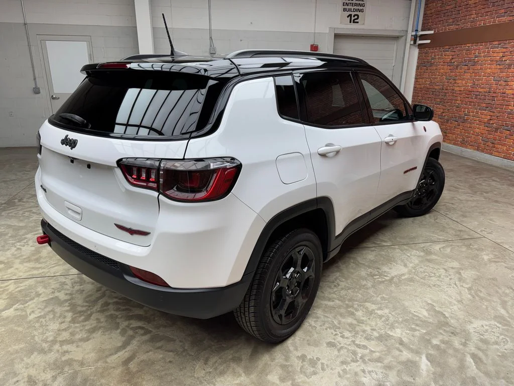 Used 2024 Jeep Compass - photo 6