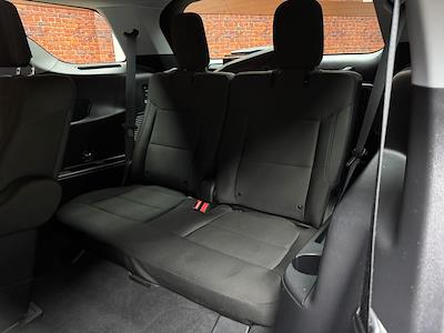 Used 2022 Ford Explorer - photo 2