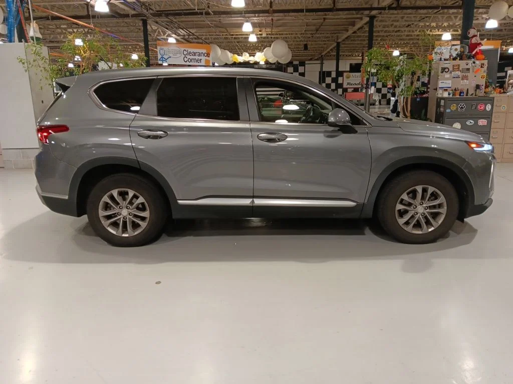 Used 2019 Hyundai Santa Fe - photo 6