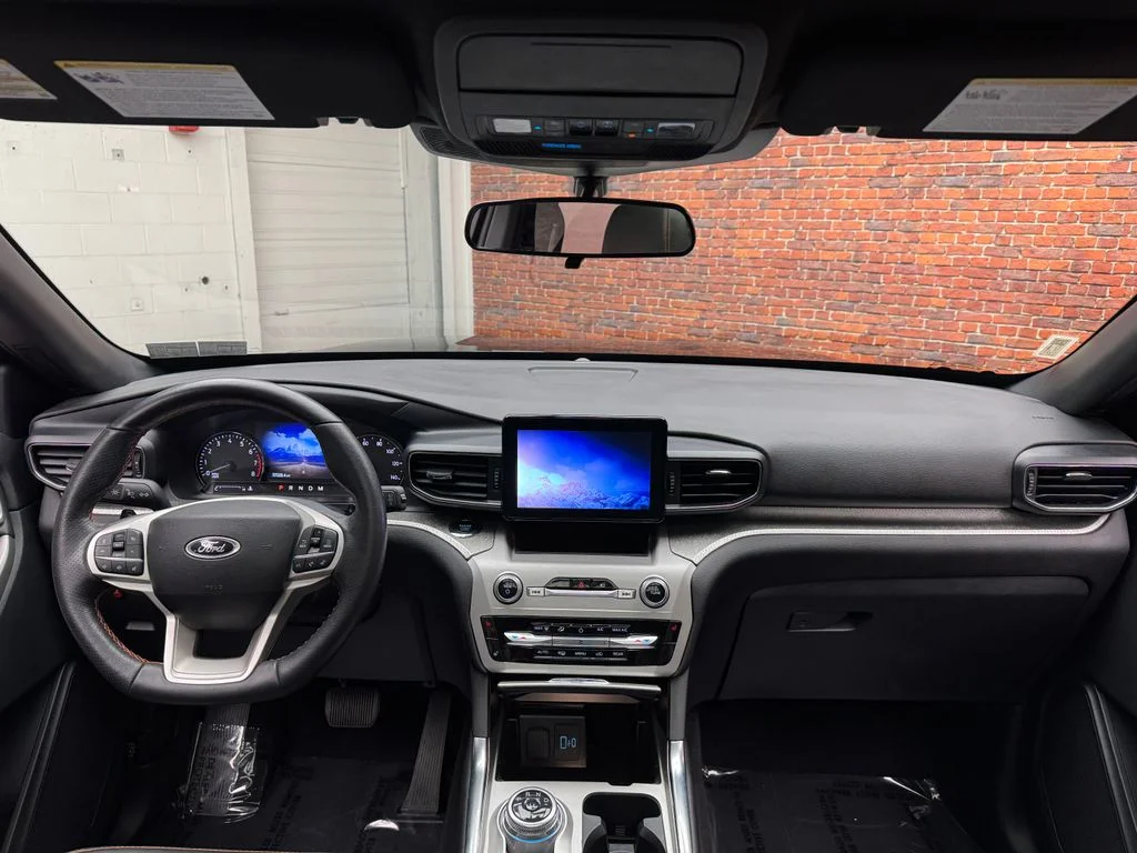 Used 2023 Ford Explorer - photo 1