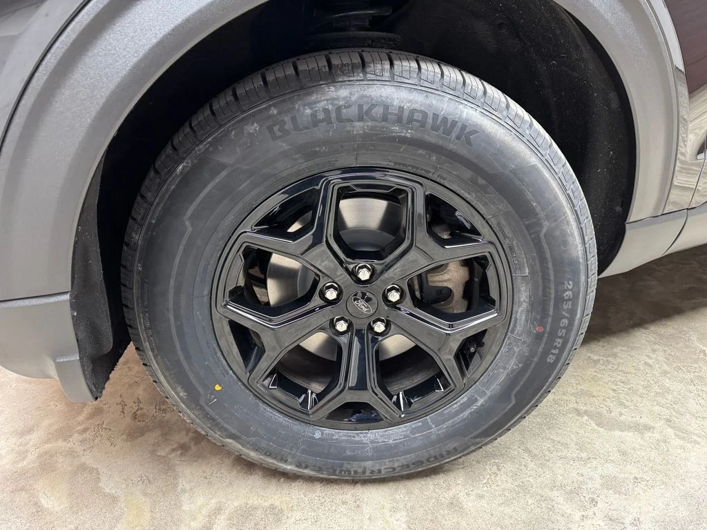 Used 2023 Ford Explorer - photo 24