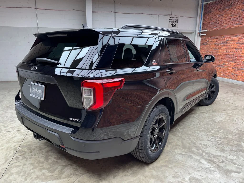 Used 2023 Ford Explorer - photo 32
