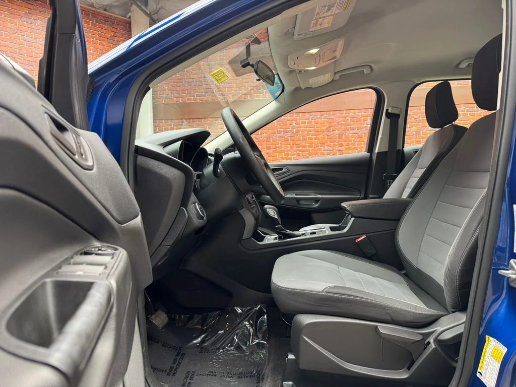 Used 2018 Ford Escape - photo 1
