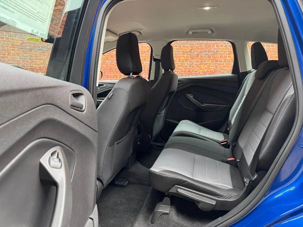 Used 2018 Ford Escape - photo 5
