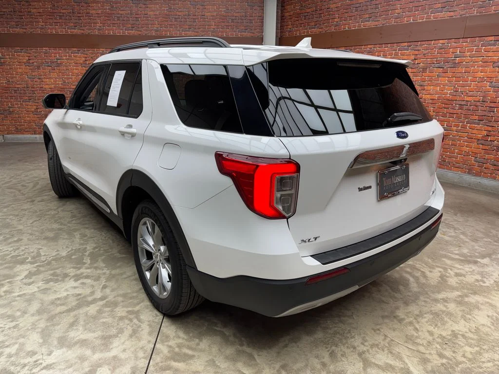 Used 2023 Ford Explorer - photo 1