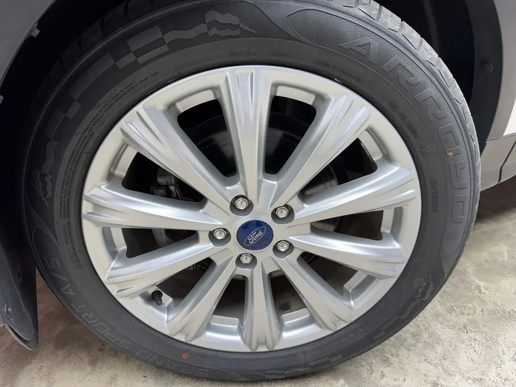Used 2019 Ford Escape - photo 32
