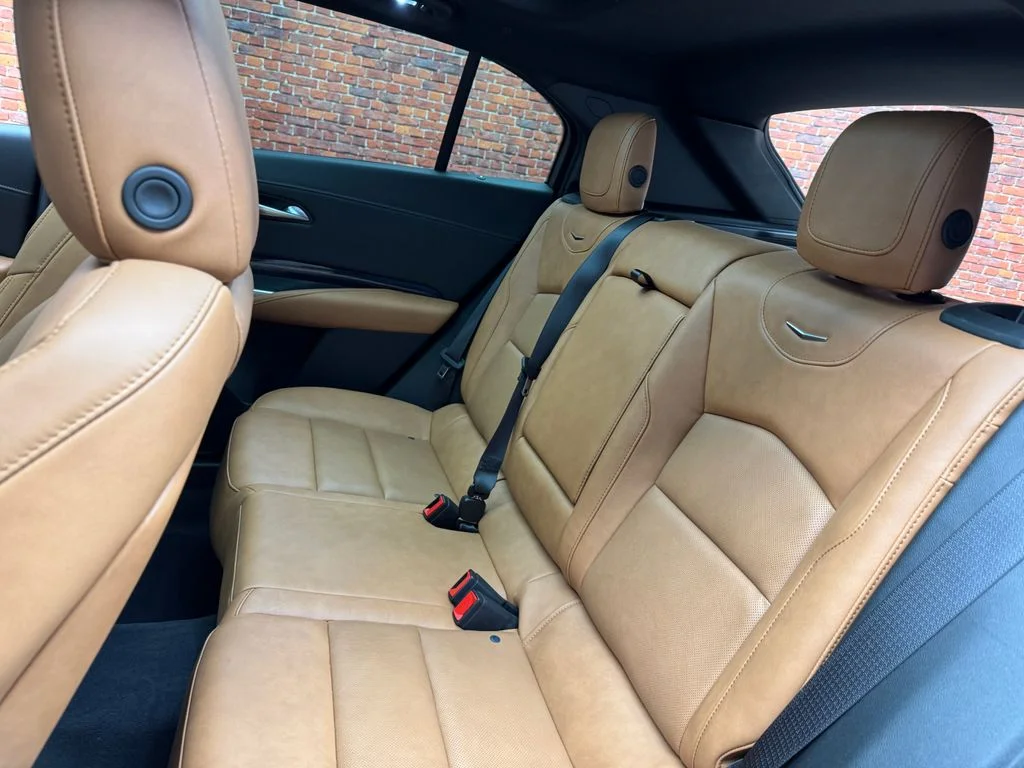 Used 2024 Cadillac XT4 - photo 29