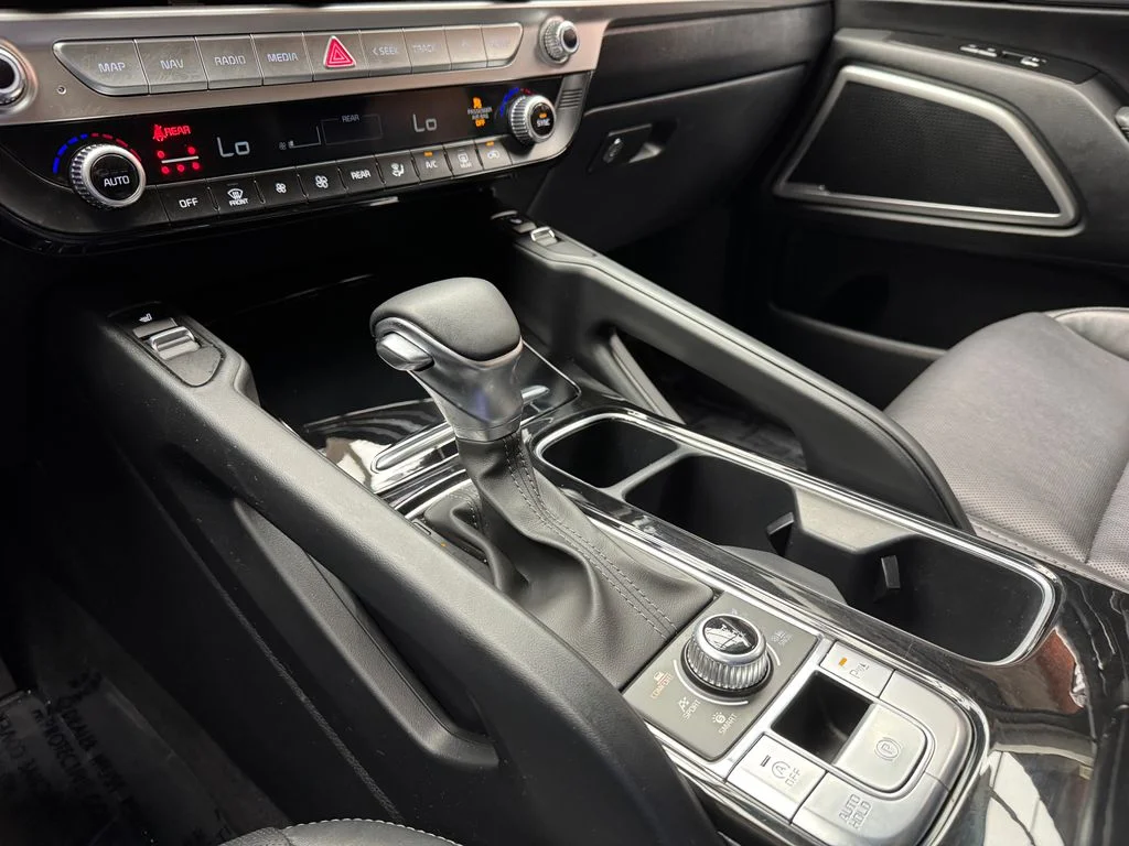Used 2023 Kia Telluride - photo 19