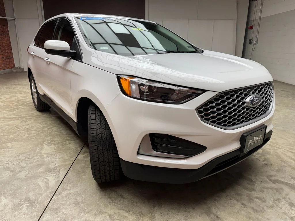 Used 2024 Ford Edge - photo 6