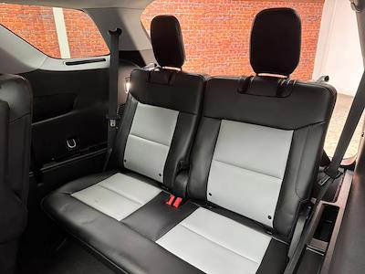 Used 2023 Ford Explorer - photo 2
