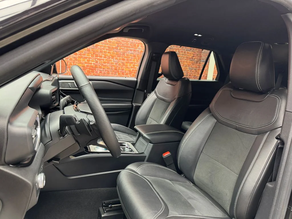 Used 2022 Ford Explorer - photo 24