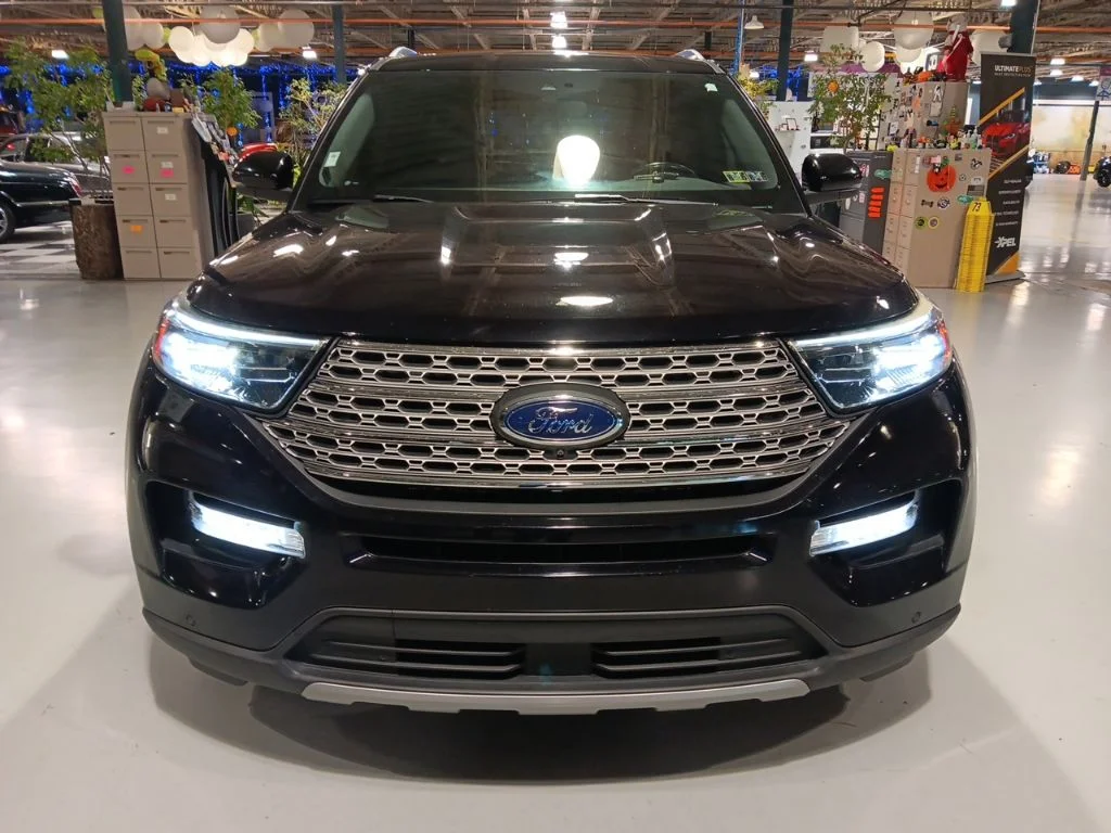 Used 2020 Ford Explorer - photo 8