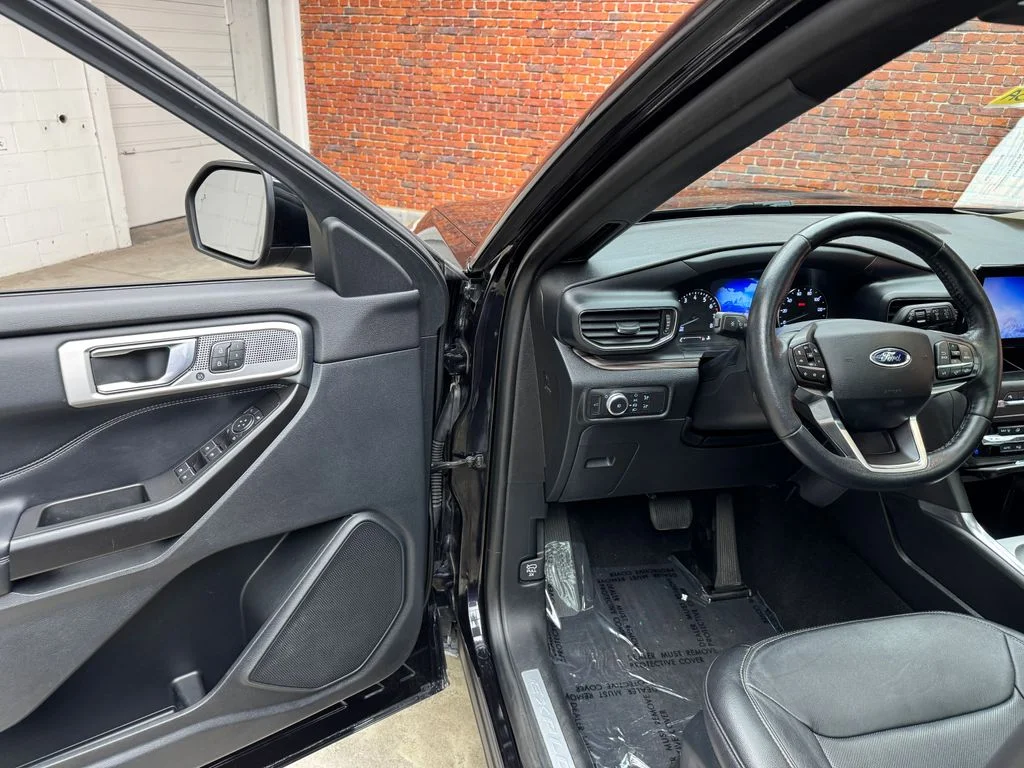 Used 2020 Ford Explorer - photo 14