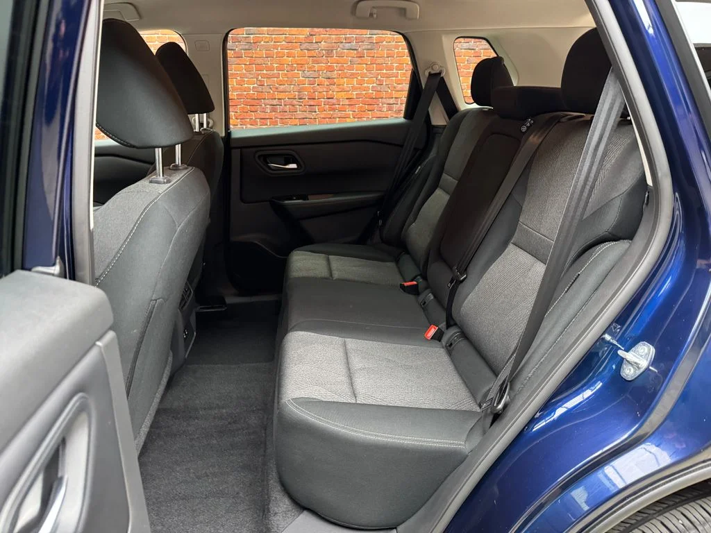 Used 2025 Nissan Rogue - photo 7