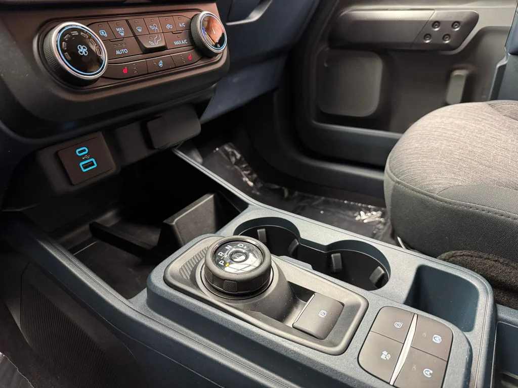 Used 2023 Ford Maverick - photo 9