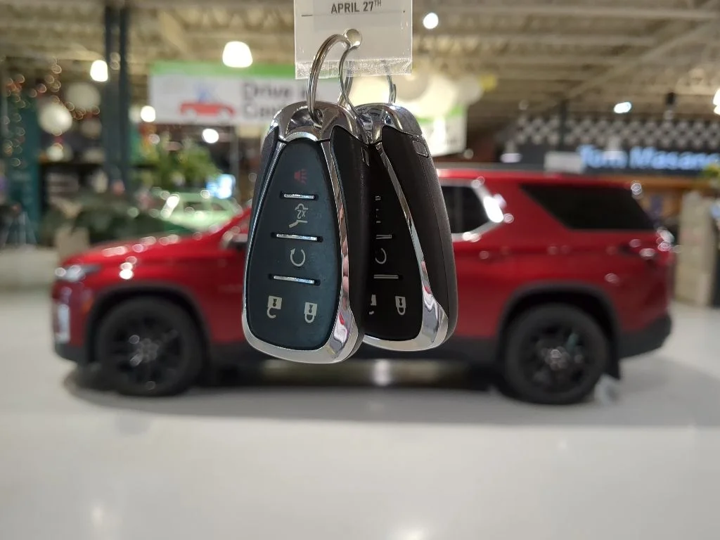 Used 2023 Chevrolet Traverse - photo 5