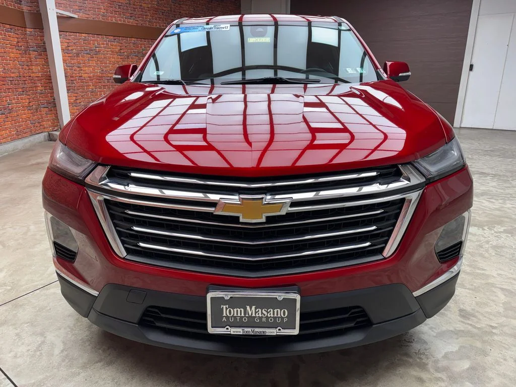 Used 2023 Chevrolet Traverse - photo 9