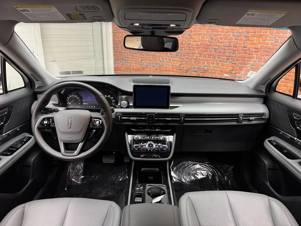 Used 2022 Lincoln Corsair - photo 15