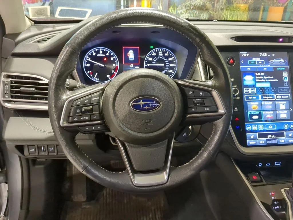 Used 2024 Subaru Outback - photo 2