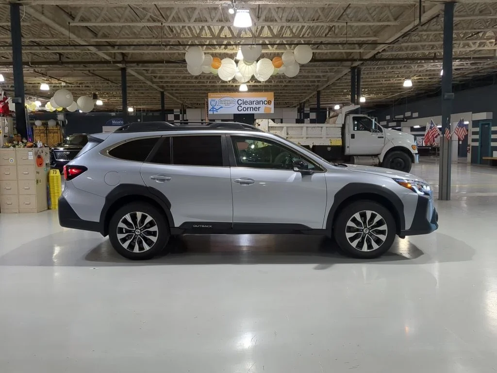Used 2024 Subaru Outback - photo 1