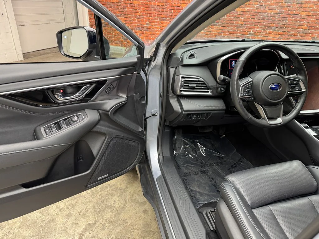 Used 2024 Subaru Outback - photo 9