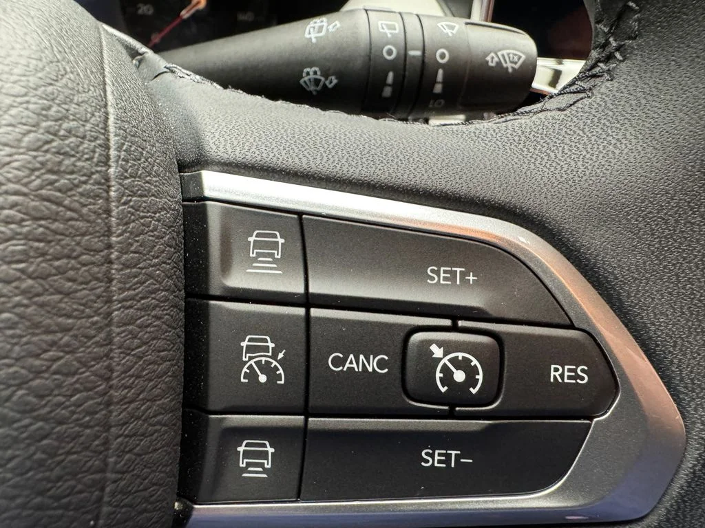 Used 2024 Jeep Compass - photo 16