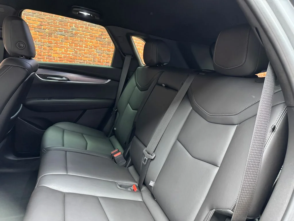 Used 2023 Cadillac XT5 - photo 10