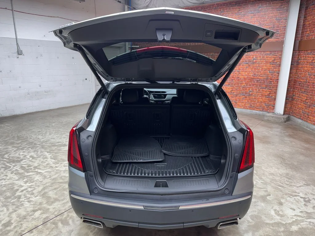 Used 2023 Cadillac XT5 - photo 12