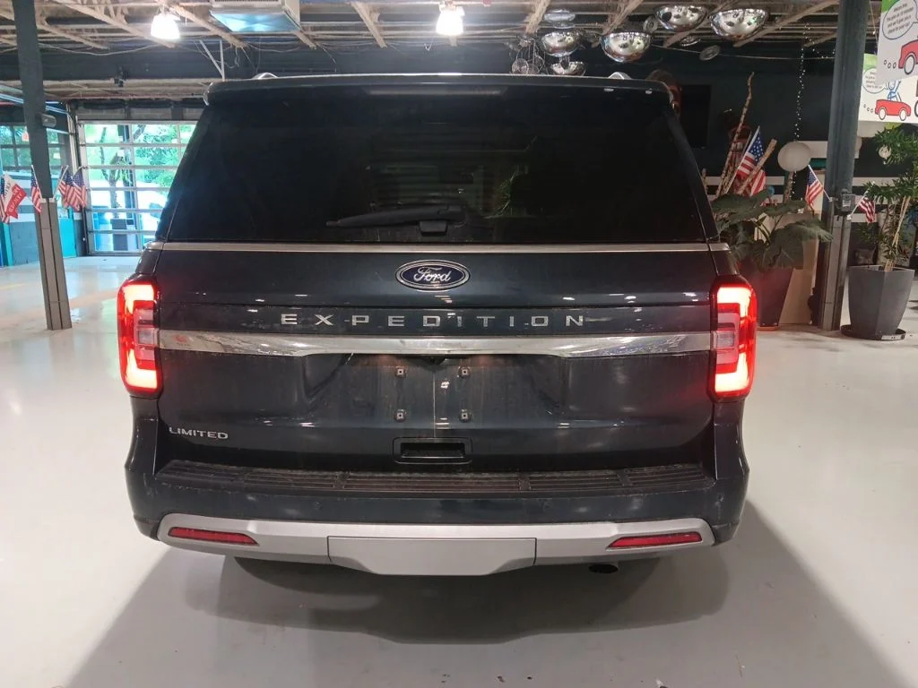 Used 2023 Ford Expedition - photo 12