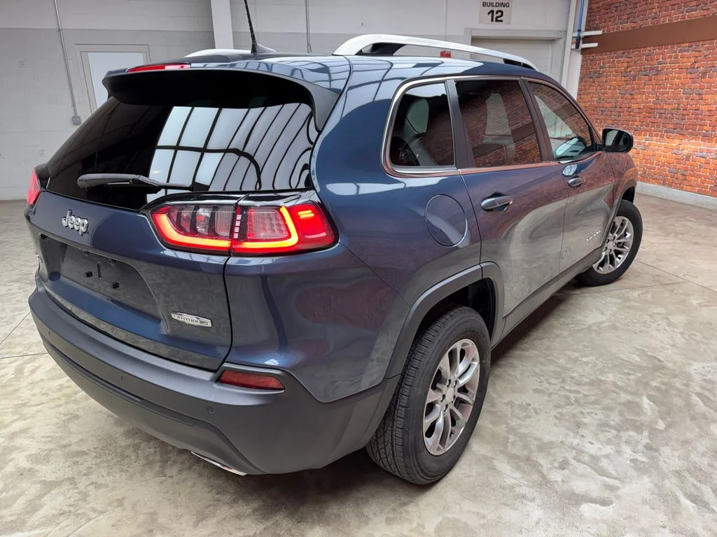 Used 2021 Jeep Cherokee - photo 6